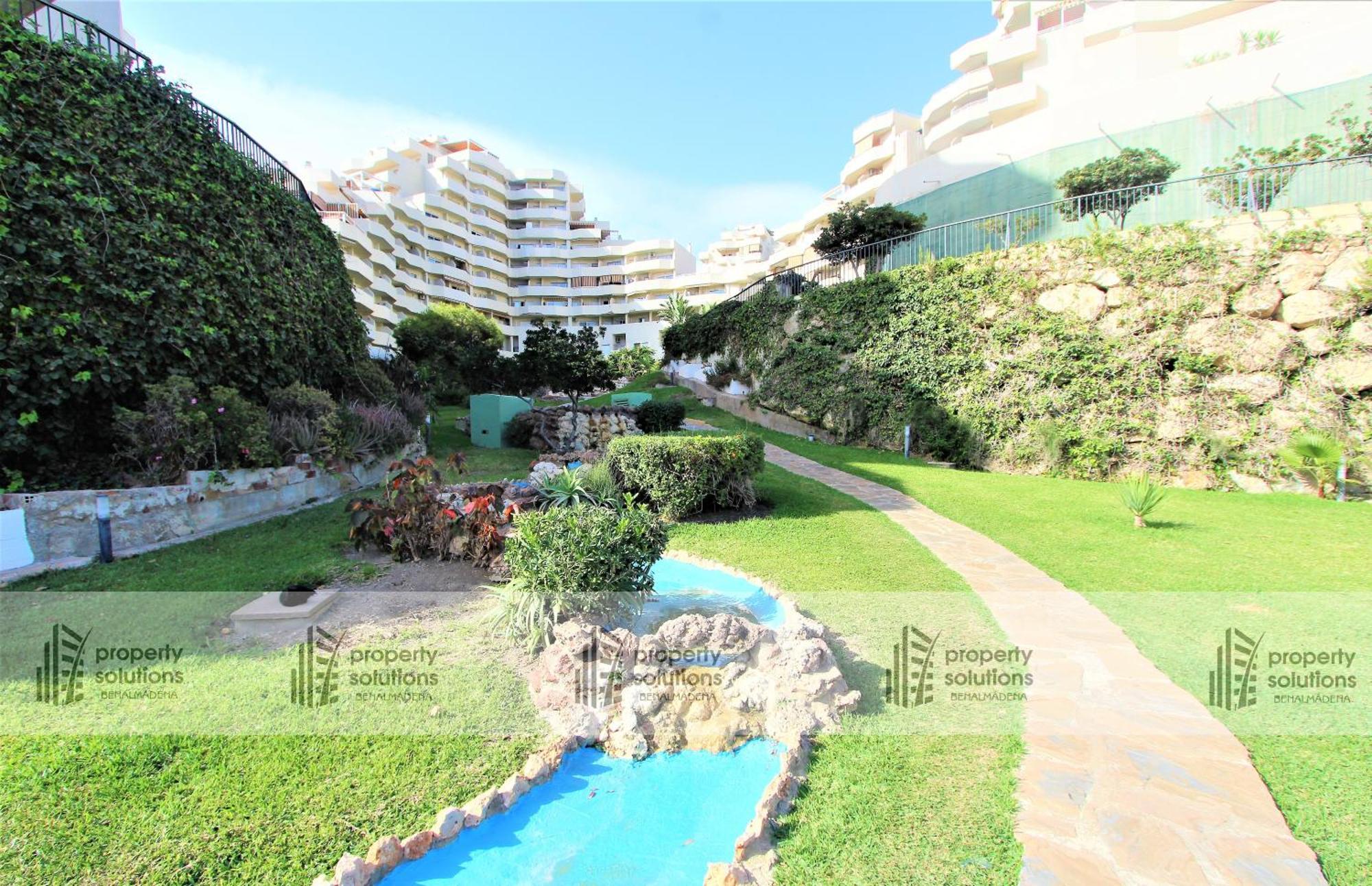 Benalbeach 1010 - Vista Al Mar - Piscina Todo El Ano - Primera Linea De Playa Benalmádena Exterior photo